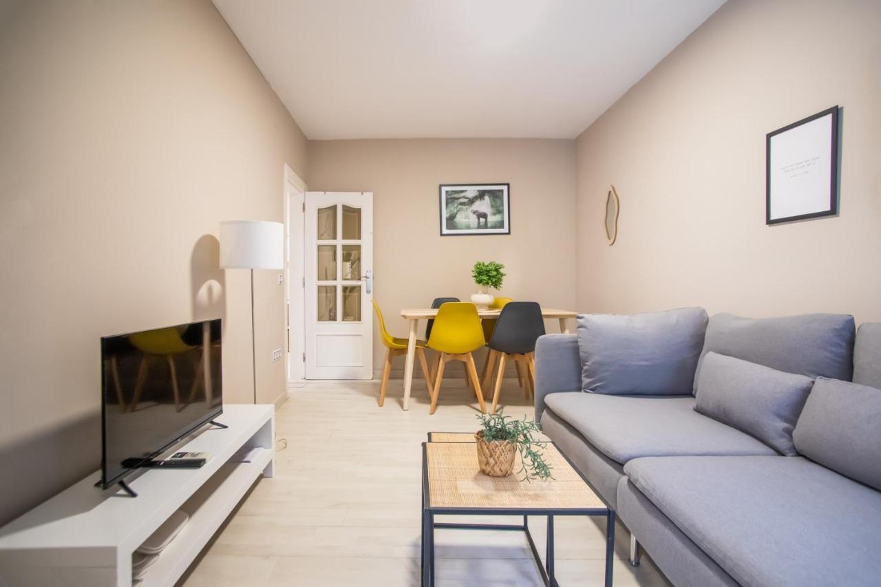 12tog1035 - Spacious Near Camp Nou