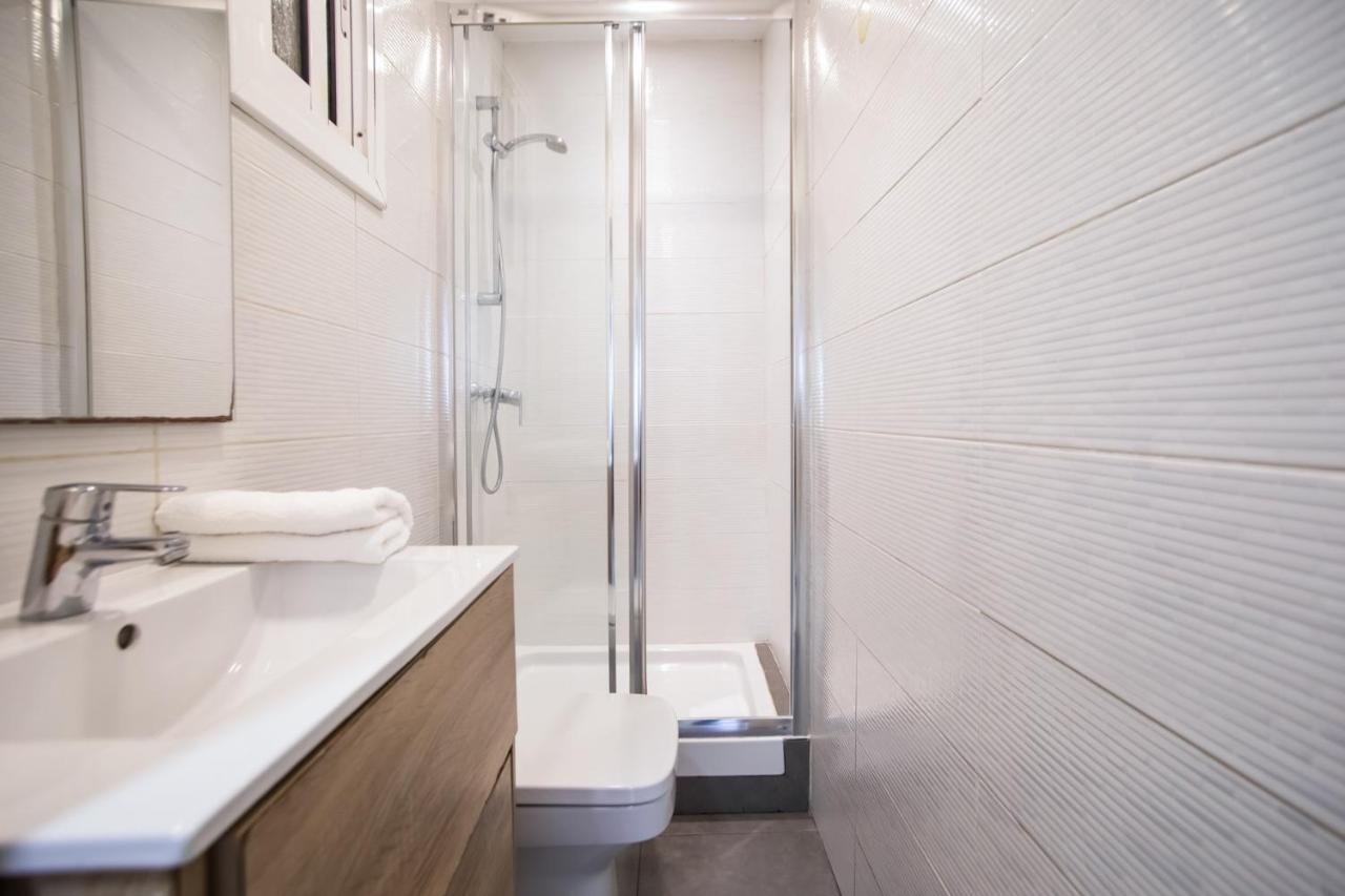 12tog1035 - Spacious Near Camp Nou Apartment L'Hospitalet de Llobregat